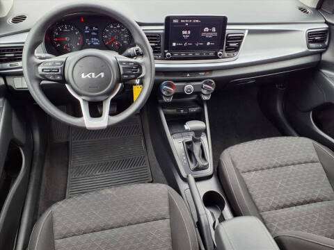 2023 Kia Rio 5-Door S