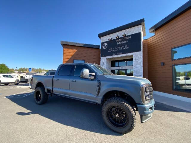 2024 Ford F-350 Super Duty Limited's photo