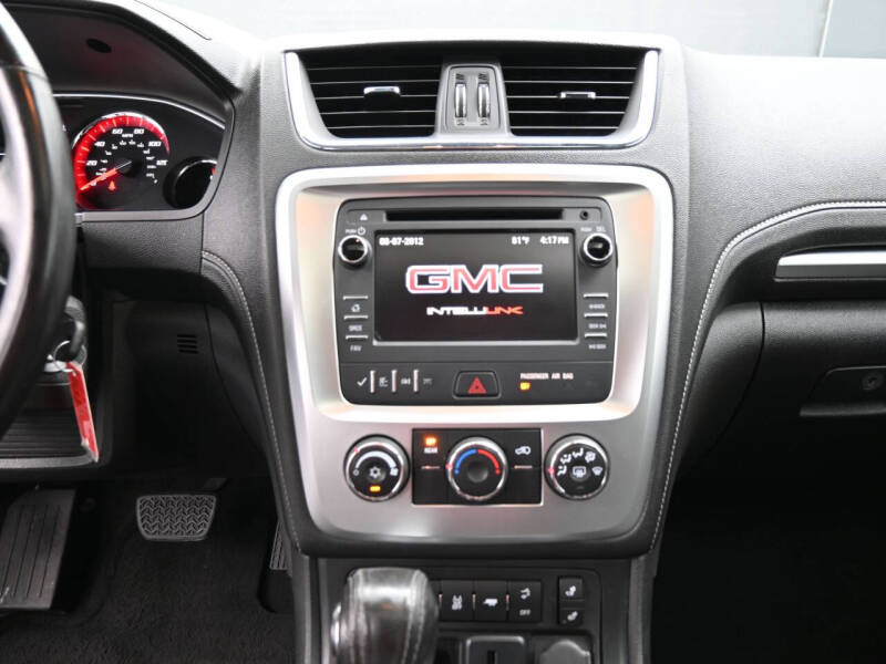 2016 GMC Acadia SLE-2