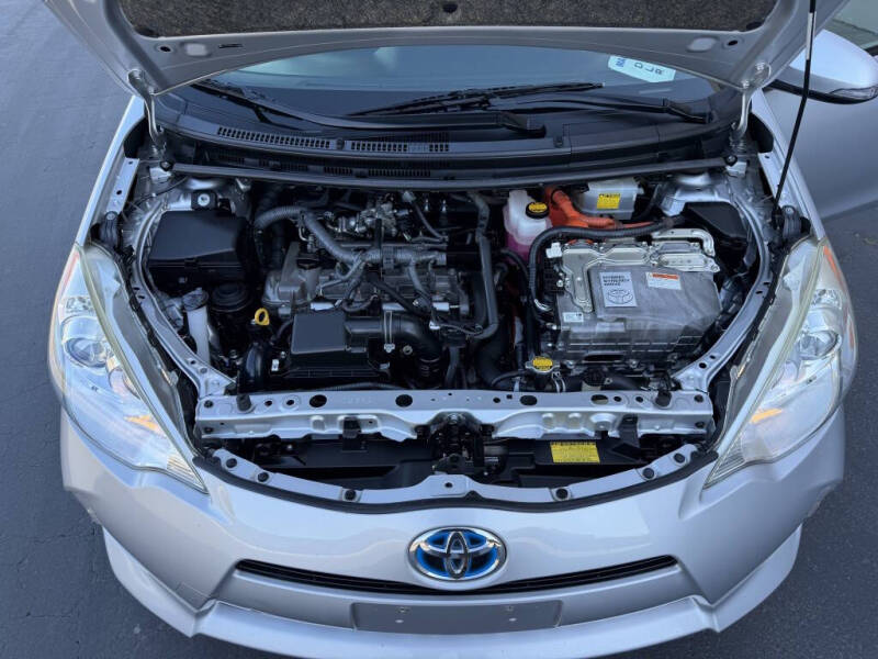 2014 Toyota Prius c Two