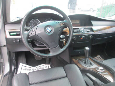2004 BMW 5 Series 530i