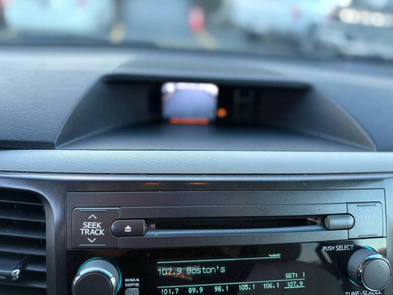 2014 Toyota Sienna LE 7-Passenger