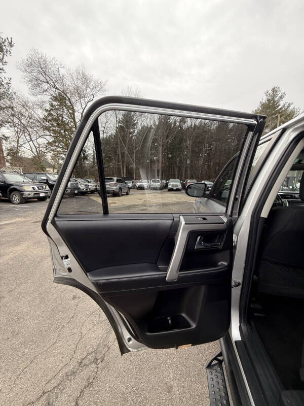 2019 Toyota 4Runner SR5