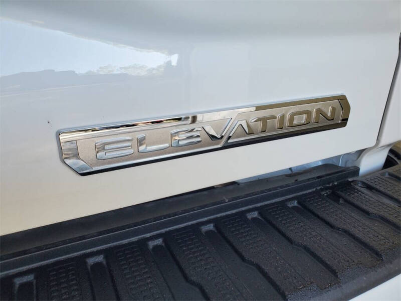 2026 GMC Sierra 1500 Elevation Standard