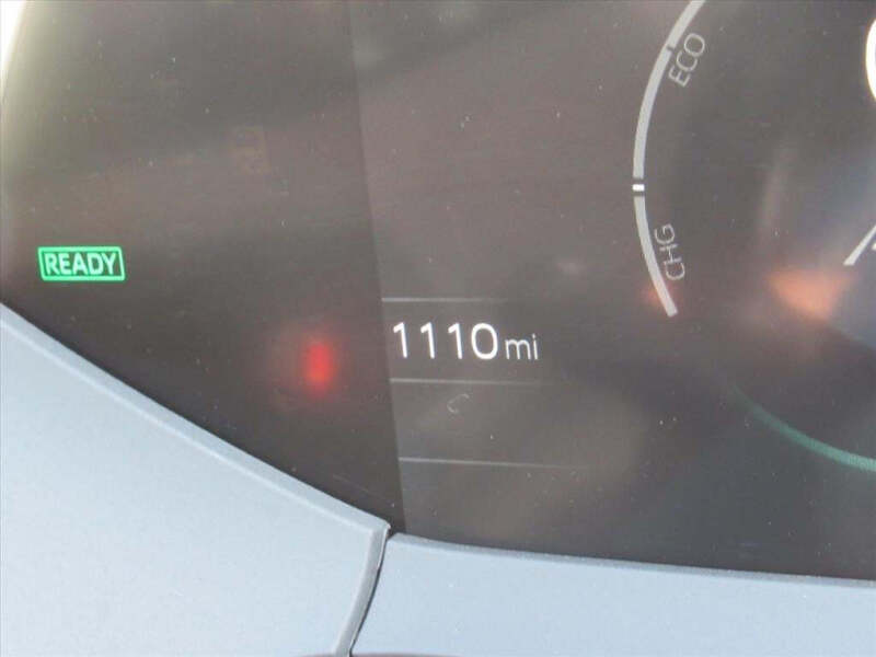 2025 Toyota Prius XLE