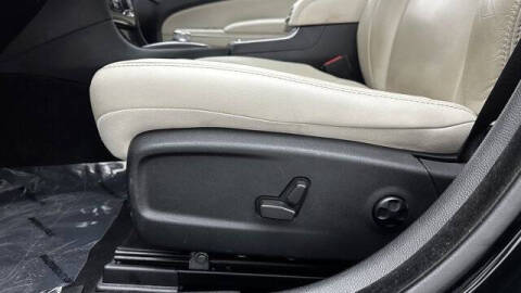 2021 Chrysler 300 Touring L