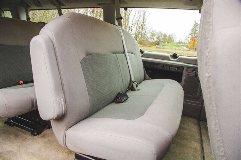 2014 Ford E-Series E-350 SD XLT