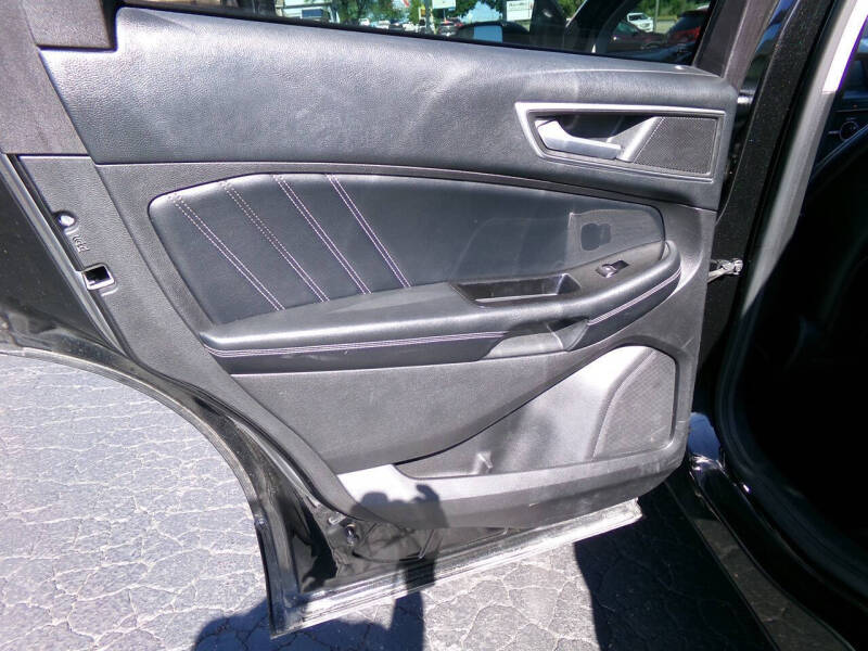 2015 Ford Edge Sport