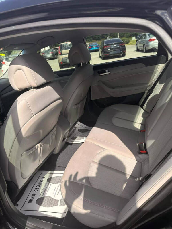 2017 Hyundai Sonata Hybrid SE