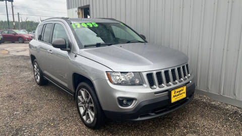 2017 Jeep Compass for sale at Eagle Motors - La Crescent in La Crescent MN