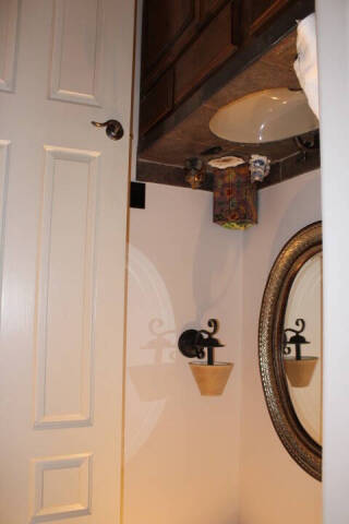 1985 custom home 3600 ft