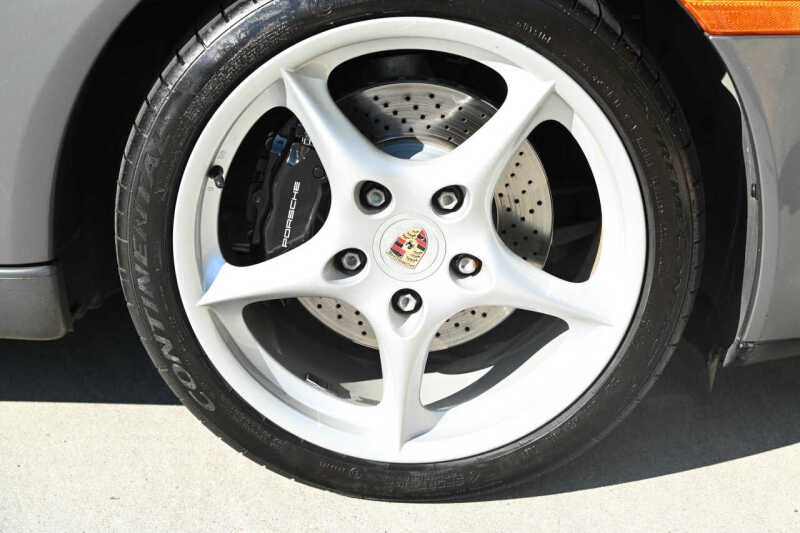 2003 Porsche 911