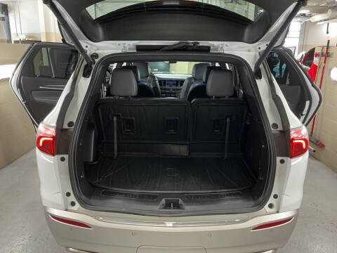 2022 Buick Enclave Essence