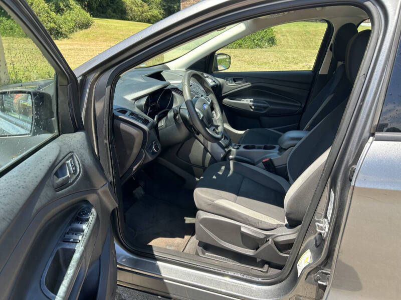 2014 Ford Escape S