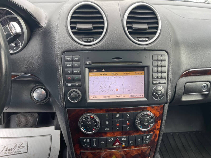 2011 Mercedes-Benz GL-Class GL 550 4MATIC