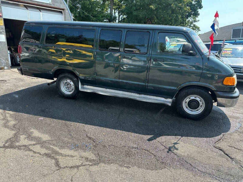 2002 Dodge Ram Van 3500 Maxi