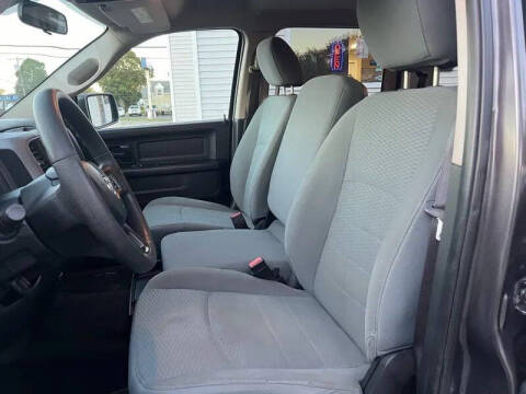 2017 RAM 1500 Express