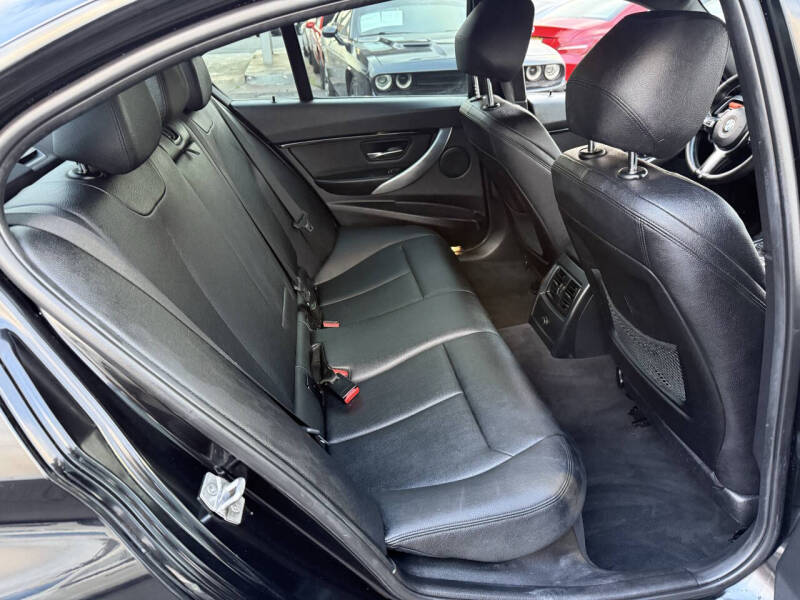 2016 BMW 3 Series 328i