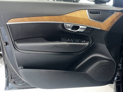 2023 Volvo XC90 B6 Plus Bright Theme 7P