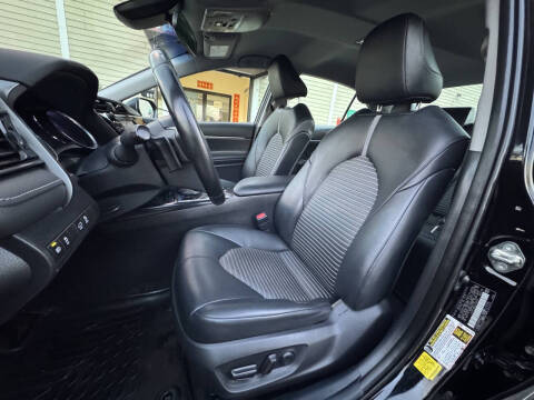 2020 Toyota Camry SE