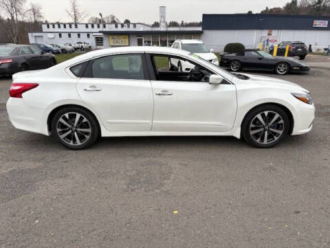 2016 Nissan Altima 2.5 SR
