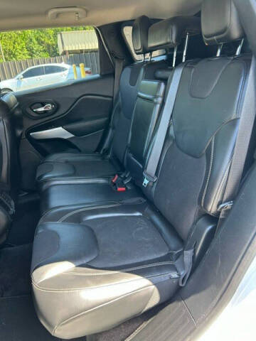 2018 Jeep Cherokee Latitude Plus