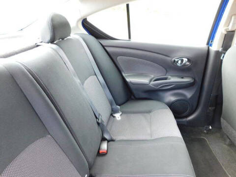 2015 Nissan Versa 1.6 SV