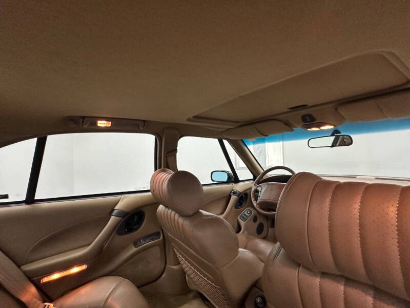 1993 Pontiac Bonneville SSE