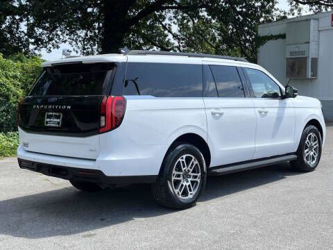 2025 Ford Expedition MAX Active