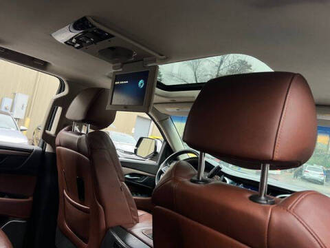 2017 Cadillac Escalade Premium Luxury