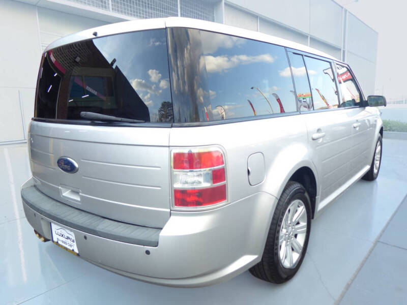 2010 Ford Flex SE