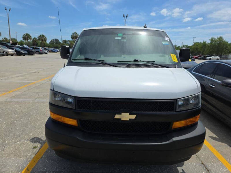 2023 Chevrolet Express 2500