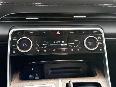 2024 Genesis GV80