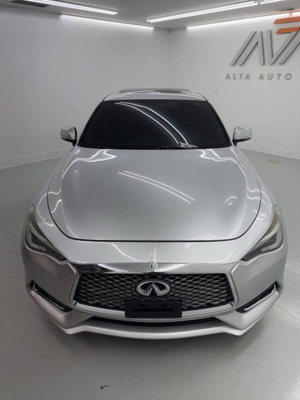 2017 Infiniti Q60 Red Sport 400