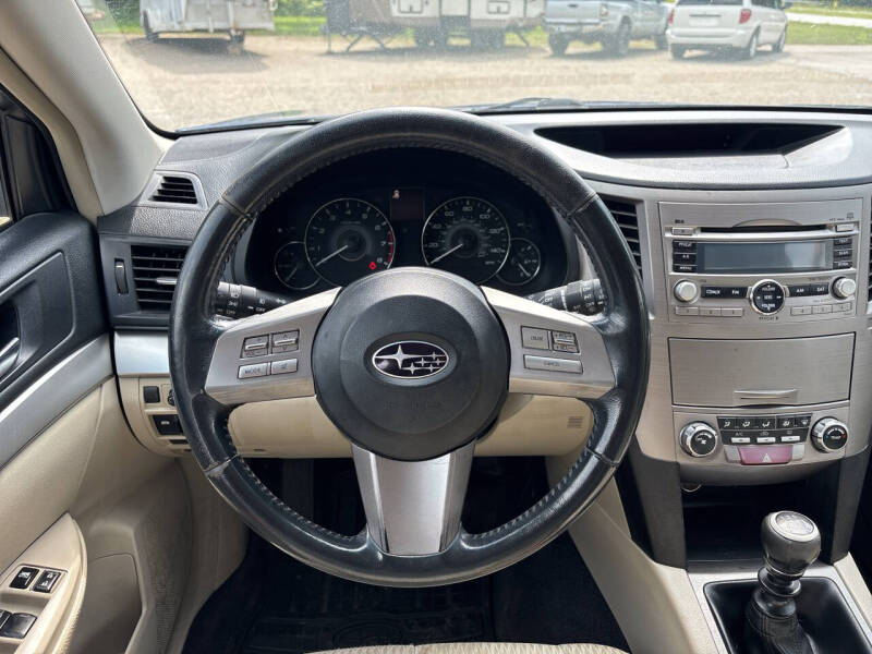 2010 Subaru Outback 2.5i Premium