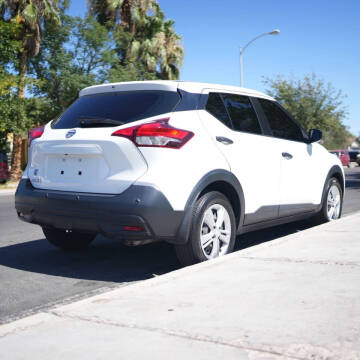 2020 Nissan Kicks S