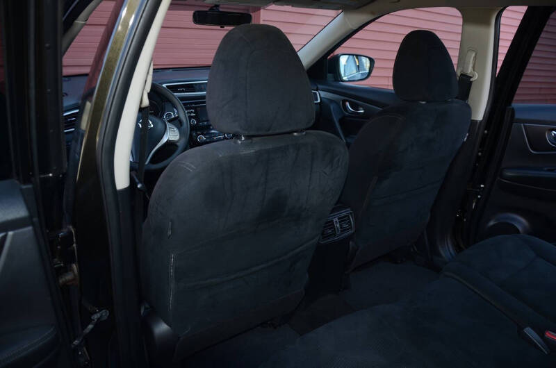 2016 Nissan Rogue SV