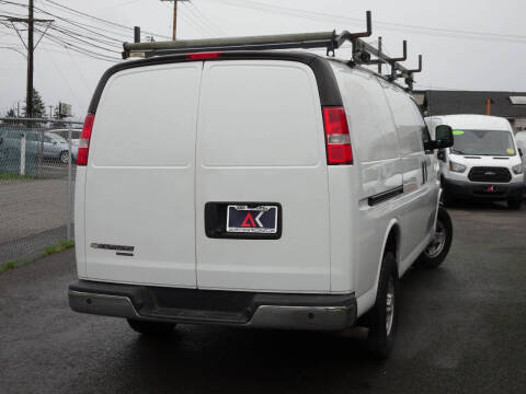 2016 Chevrolet Express 3500