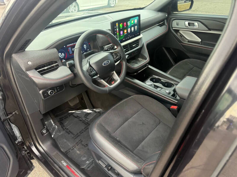 2025 Ford Explorer ST