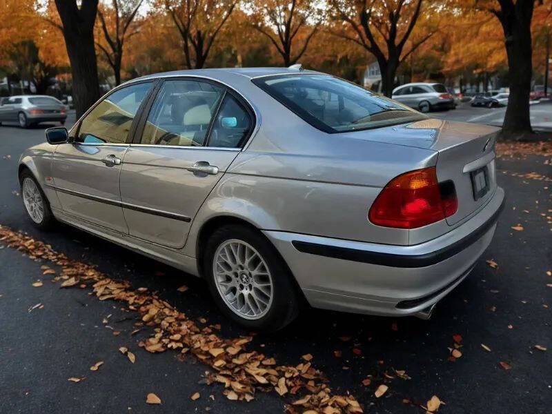 2000 BMW 3 Series 328i