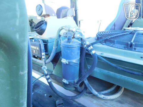 2002 AM General M1123