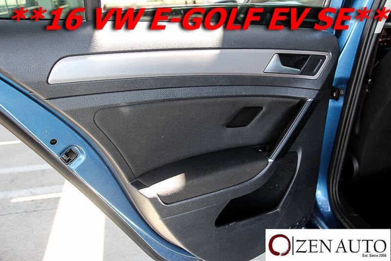 2016 Volkswagen e-Golf SE
