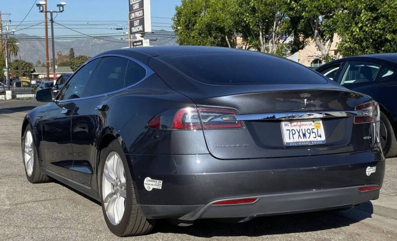 2015 Tesla Model S