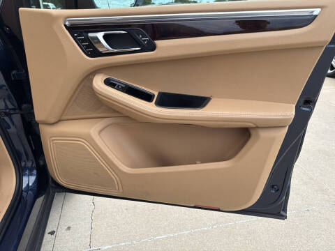 2015 Porsche Macan S