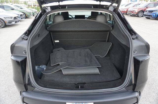 2026 Tesla Model Y Premium