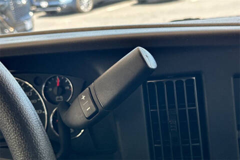 2025 GMC Savana 2500