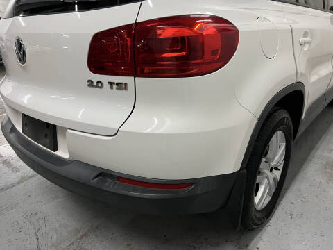 2014 Volkswagen Tiguan SE