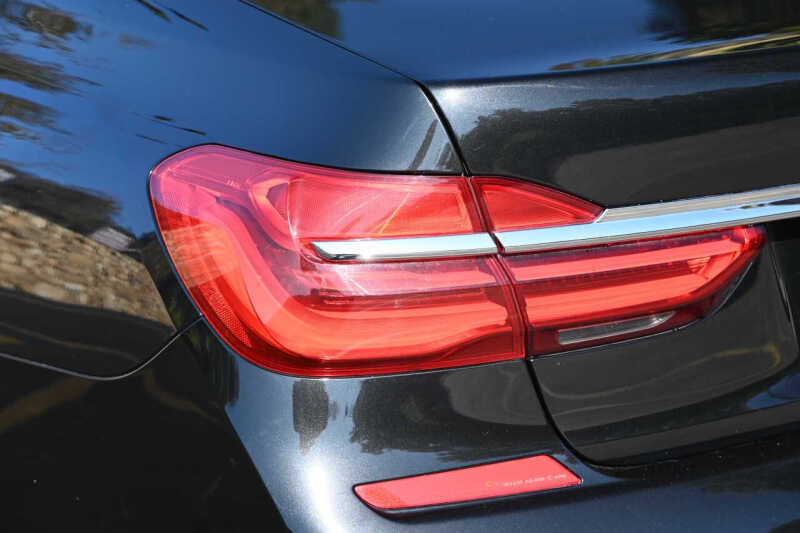 2019 BMW 7 Series 740i