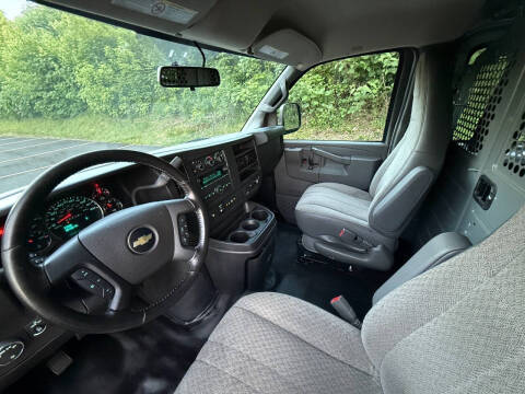 2020 Chevrolet Express 2500