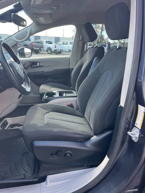 2021 Chrysler Pacifica Touring